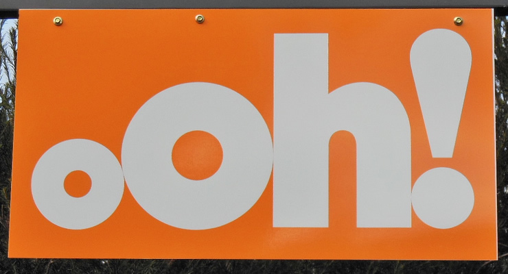 Interjection! © <a href='http://www.flickr.com/mikecogh/' target='_blank'>mikecogh</a>